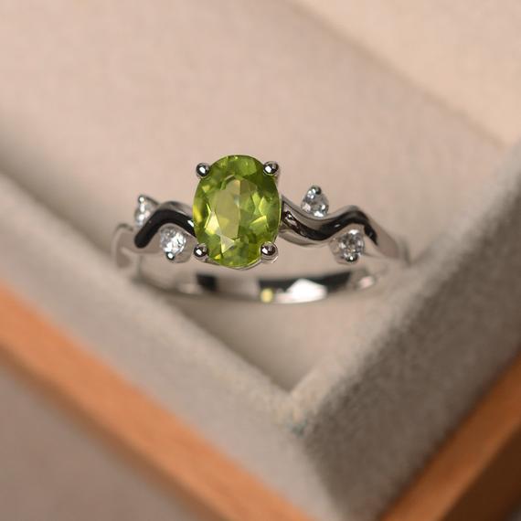 Peridot Ring, Engagement Ring, Natural Peridot, Oval Cut Peridot Ring, Green Gemstone Ring