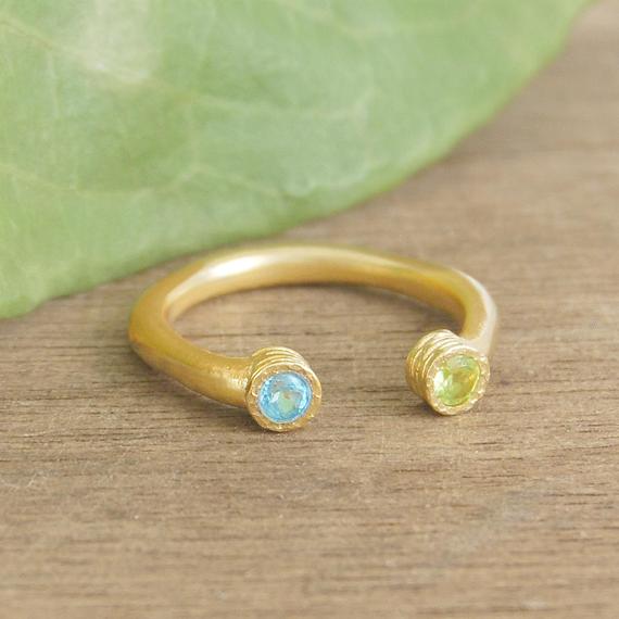 Gold Ring, Birthday Gift, Peridot Ring, Gemstone Ring, Organic Ring, Textured Ring, Gift For Wife, Jewelry Gift, Gift For Her, Stacking Ring
