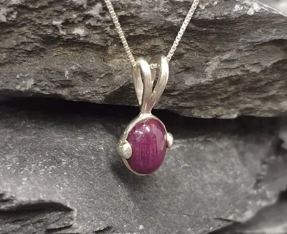 Ruby Pendant, Natural Ruby Pendant, July Birthstone, Dainty Ruby Pendant, Red Vintage Pendant, Silver Oval Pendant, Solid Silver Pendant