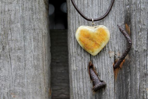 Honey Amber Heart  Pendant  Necklace Yellow Amber Charm Hand Sculpted Stone Bee Jewelry Love Romantic Valentines For Her Mother's Day Gift