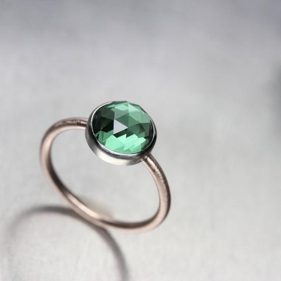 Lab Created Rose-cut Emerald Engagement Ring 14k White And Rose Gold Delicate Large Green Conflict-free Gemstone Bridal Band - Smaragdkuppel