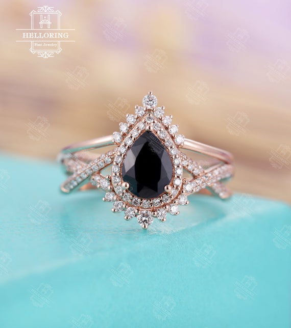 Vintage Black Onyx Engagement Ring Set Pear Cut Moissanite Diamond Curved Wedding Band Rose Gold Bridal Set Anniversary Promise Ring