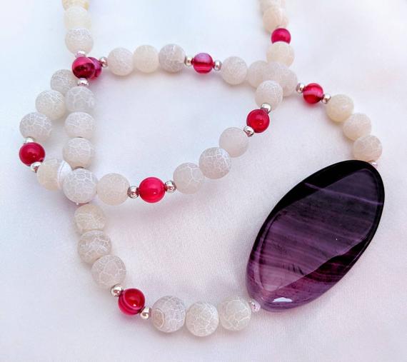 Bright & Bold Purple, Hot Pink/magenta And White Agate Gemstone Necklace. Chunky, Retro 1980s Ombré Statement Jewelry. Unique!