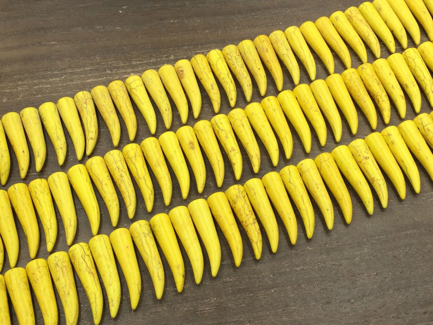 Yellow Howlite Horn Beads Howlite Tusk Point Claw Horn Tooth Spike Bead Strand Top Drilled Loose Equal Beads Supplies 15.5" Full Strand