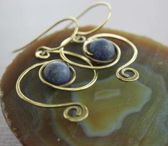 Rustic Swirl Lapis Brass Dangle Earrings, Gemstone Earrings, Lapis Lazuli Earrings, Dangle Earrings, Lightweight Earrings - Er172