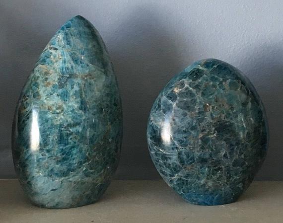 Blue Apatite Polished Standing Stone, Healing Stone, Healing Crystal, Chakra Stones, Spiritual Stone, Gemstone