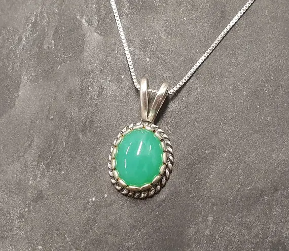 Chrysoprase Necklace, Green Oval Pendant, Natural Chrysoprase, Victorian Pendant, Vintage Pendant, Dainty Pendant, Solid Silver Necklace
