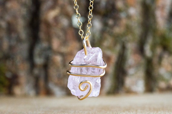 Raw Kunzite Necklace - Raw Stone Necklace - Kunzite Pendant - Kunzite Jewelry - Crystal Necklace - Heart Chakra