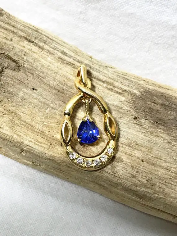 14k Yellow Gold Natural Sapphire (0.38 Ct) Diamond Pendant, Appraised 2,150 Cad
