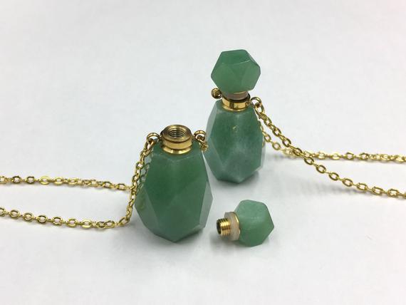 Faceted Green Aventurine Perfume Bottle Necklace Essential Oil Bottle Gemstone Perfume Diffuser Bottle Pendant Charm Gemstone Scent Bottle