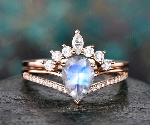 2pc Natural Moonstone Engagement Ring Set Rose Gold Diamond Moissanite Ring Band Marquise Vintage Stack Crown Women Wedding Bridal Ring Set