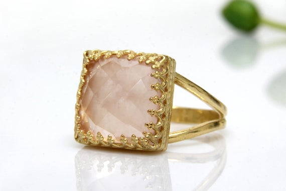 October Love Ring · Gold Ring · Rose Quartz Ring · Square Ring · Pink Rings · Classic Ring · Delicate Ring · Vintage Ring