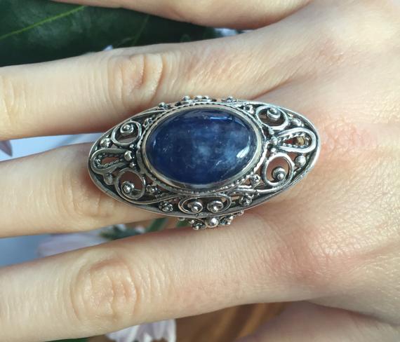 Blue Vintage Ring, Kyanite Ring, Statement Ring, Taurus Ring, Vintage Rings, Taurus Birthstone, Unique Ring, Silver Ring, Natural Kyanite