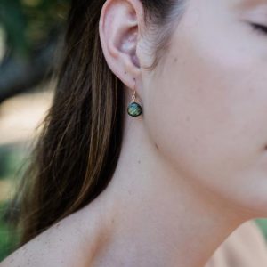Labradorite earrings. Dainty drop earrings. Dainty earrings. Delicate earrings. Bridesmaid earrings. Minimalist earrings. Crystal earrings. | Natural genuine Gemstone earrings. Buy crystal jewelry, handmade handcrafted artisan jewelry for women.  Unique handmade gift ideas. #jewelry #beadedearrings #beadedjewelry #gift #shopping #handmadejewelry #fashion #style #product #earrings #affiliate #ad
