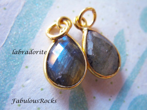 Bezel Labradorite Pendants Charms / Birthstone Gemstone 14x8.25 Mm / Sterling Silver Or 24k Gold Plated Teardrop Drop, Petite Sgc Gcp4 Ll Gp