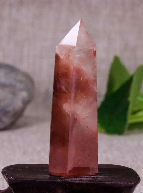 Natural Quartz Tower With Red Amphibole Angel Feathers Included/crystal Point/crystal Tower/healing Quartz/meditation/decor/ 12*20*51 Mm 18g