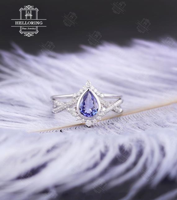 Tanzanite Engagement Ring Set White Gold Vintage Wedding Ring Pear Cut Art Deco Curved Diamond Moissanite Band Anniversary Promise Ring