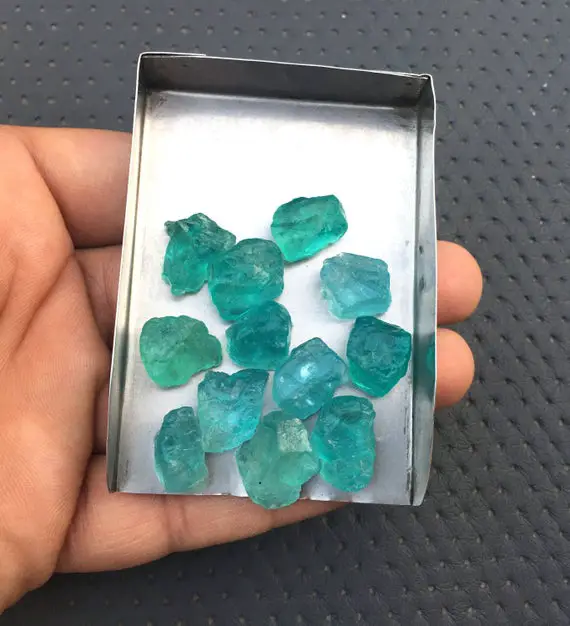 10 Pieces Untreated Raw 12-14 Mm Gemstone, Natural Blue Apatite Loose Gemstone Rough, Raw Stones Natural Gemstones Crystals Apatite Raw