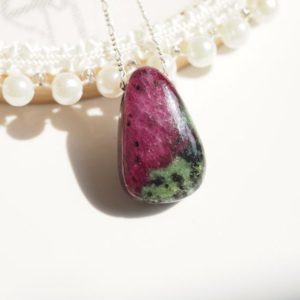 Shop Ruby Zoisite Jewelry! AAA+ Natural Ruby Zoisite pendant, Ruby Zoisite necklace, RZ011 | Natural genuine Ruby Zoisite jewelry. Buy crystal jewelry, handmade handcrafted artisan jewelry for women.  Unique handmade gift ideas. #jewelry #beadedjewelry #beadedjewelry #gift #shopping #handmadejewelry #fashion #style #product #jewelry #affiliate #ad