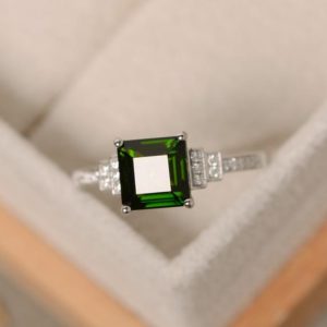 Diopside ring, square cut gemstone, chrome diopside, sterling silver | Natural genuine Diopside rings, simple unique handcrafted gemstone rings. #rings #jewelry #shopping #gift #handmade #fashion #style #affiliate #ad