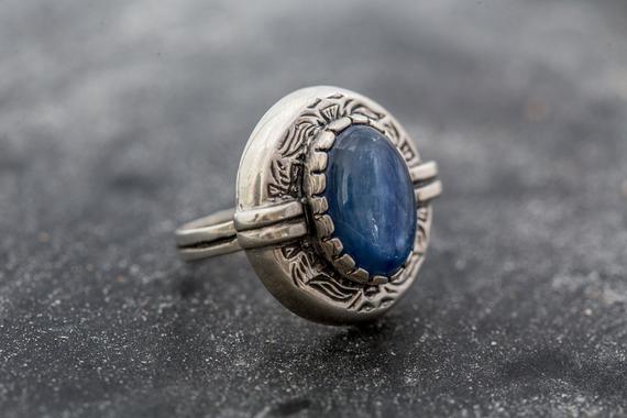Egyptian Blue Ring, Blue Kyanite Ring, Natural Kyanite, Vintage Rings, Blue Kyanite, Egyptian Ring, Solid Silver Ring, Blue Ring, Kyanite
