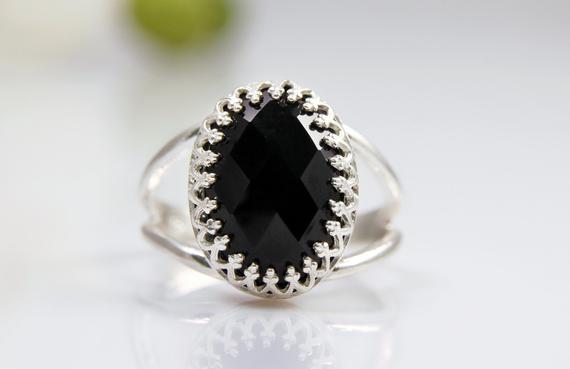 Black Onyx Gemstone Ring · Silver Ring · Oval Ring · Black Ring · Black And Silver Jewelry · Onyx Ring · Sterling Silver Ring