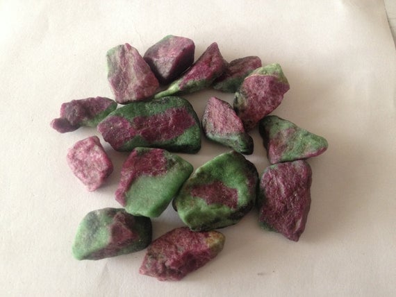 Ruby With Green Zoisite 500 Carats 15x10mm To 35x20 Mm Ruby
