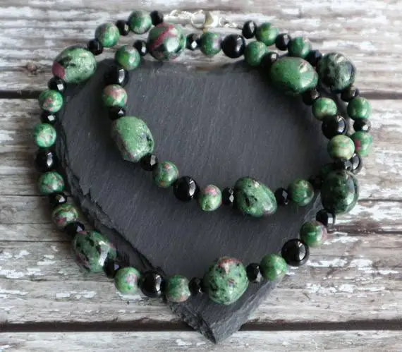 Chunky Ruby Zoisite And Onyx Statement Necklace, Black And Green Boho Gemstone Jewellery, Hippie Summer Festival Style
