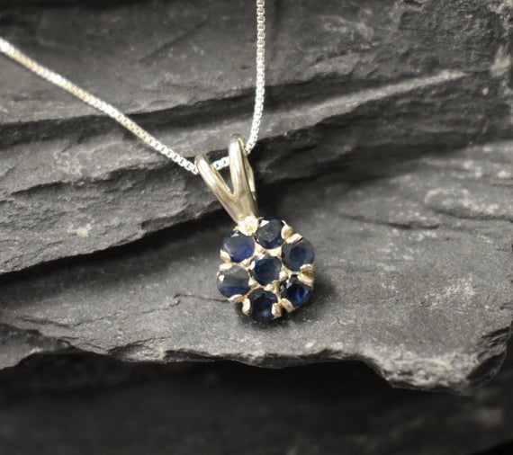 Sapphire Pendant, Natural Sapphire, September Birthstone, Flower Pendant, Vintageblue Pendant, Blue Flower Pendant, Solid Silver Pendant