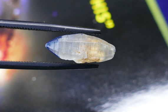 3.44ct Blue Tip Terminated Natural Sapphire Crystal ~ Rough Ceylon Sapphire Crystal ~ 14x6x4 Mm