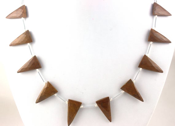 Christmas Sale 1 Strand Natural Mookite Agate,triangle Agate,13x21.5-14x25.5mm,natural Stone,agate Stone,agate,faceted Agate,triangle Agate