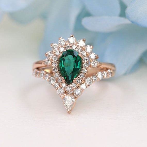 14k 1.2ct Lab-created Emerald Diamond Wedding Ring / Emerald Engagement Ring / Diamond Bridal Ring / Yellow Gold / Promise Ring