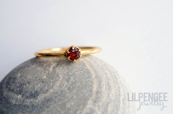 3mm Red Garnet Gold Ring. Hexagon Gem Gold Vermeil Dainty Ring Geometric Stacking Ring Wine Red Gem Ring