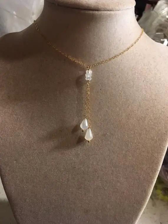 White Moonstone Necklace - Rainbow Moonstone Necklace - Pendant - June Birthstone - Gold Chain Jewellery - Iridescent - Gemstone