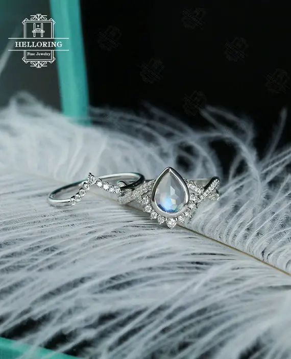 Moonstone Engagement Ring Set White Gold Engagement Ring Diamond Moissanite Wedding Band Vintage Pear Cut Twisted Bridal Promise Ring