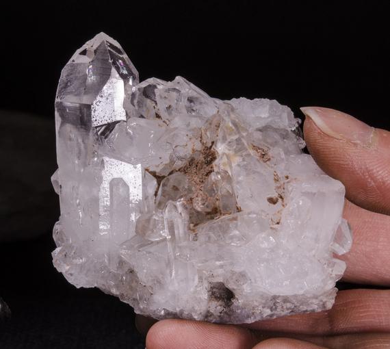 High Quality Natural Abundance Crystal Cluster/clear Himalayan Family Quartz Crystal Cluster/crystal Décor/special Gift-49*67*49mm130g