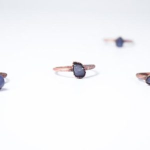 Tumbled tanzanite ring | Stone stacking ring | Copper & tanzanite stack ring | Electroformed jewelry | Birthstone jewelry | Birthstone Ring | Natural genuine Tanzanite rings, simple unique handcrafted gemstone rings. #rings #jewelry #shopping #gift #handmade #fashion #style #affiliate #ad