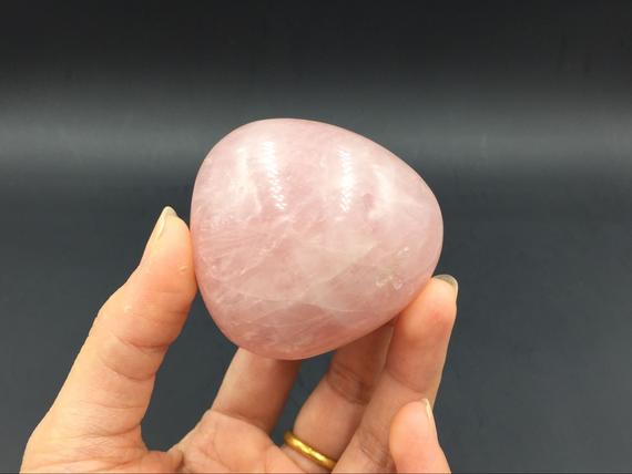 2.2" Polished Rose Quartz Crystal Specimen Rose Quartz Tumbled Stone Palm Stone Crystal Mineral Specimen Healing Meditation Cd-rs-03