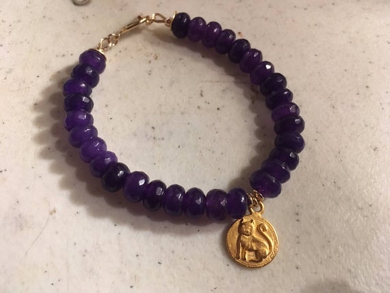 Purple Bracelet - Agate Gemstone Jewellery - Cat Charm - Gold Jewelry - Beaded - Fashion
