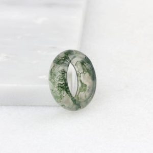 Moss Agate Ring, Green Moss Ring, Nature Rings, Moss Green Ring, Moss Ring, Giftable Agate Ring , Signature Ring , Nature Inspired Ring | Natural genuine Moss Agate rings, simple unique handcrafted gemstone rings. #rings #jewelry #shopping #gift #handmade #fashion #style #affiliate #ad