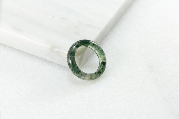 Thin Moss Agate Ring/ Thin Moss Agate Band/ Landscape Agate Ring/ Dendritic Agate Ring/ Moss Agate Jewelry