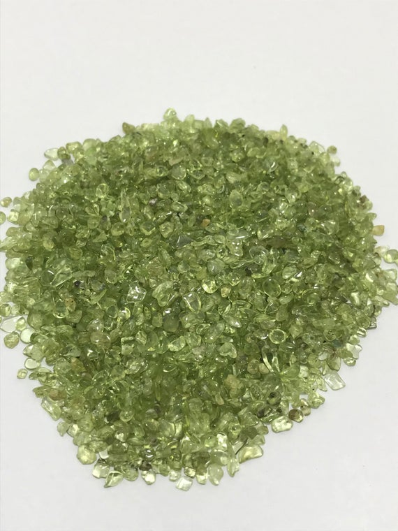 50 Grams Natural Peridot Undrilled Loose Chips Beads, 2.5mm To 3.5mm, Chips, Undrilled, Gemstone Beads, Semiprecious Stone Beads