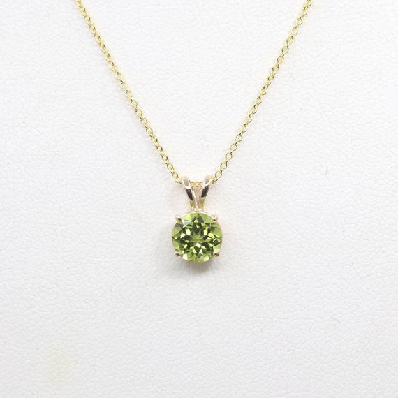 14k Peridot Necklace / Peridot Solitaire Necklace / August Birthstone Necklace / Necklace For Women / Peridot Pendant / Yellow Gold
