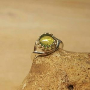 Shop Peridot Rings! Peridot ring. Reiki jewelry uk. Green Gemstone ring. August birthstone ring. Adjustable ring. 8mm stone. 925 sterling silver rings for women | Natural genuine Peridot rings, simple unique handcrafted gemstone rings. #rings #jewelry #shopping #gift #handmade #fashion #style #affiliate #ad