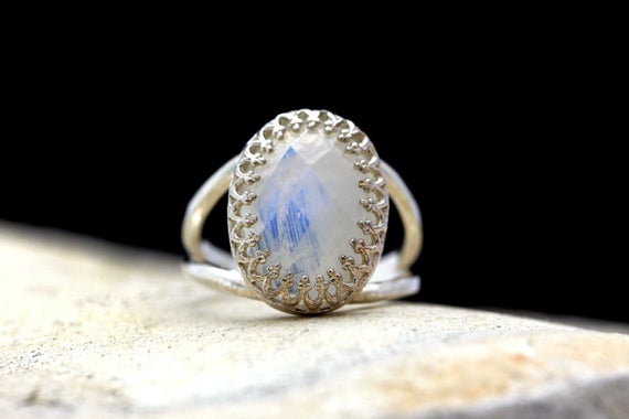 Rainbow Moonstone Ring · Silver Ring · Unique Ring · Rainbow Ring · Birthday Gift · Faceted Oval Ring · Gemstone Ring