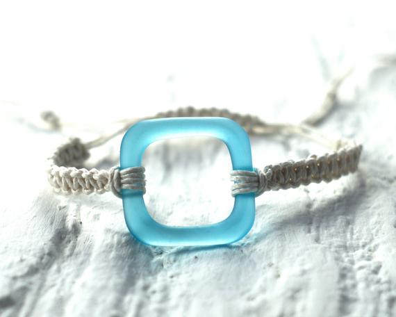 Macrame Bracelet - Made From Recycled Bombay Sapphire Bottle - Upcycled Miniature Gin Bottle - Hippie Hemp Jewelry - Eco Friendly - Boho