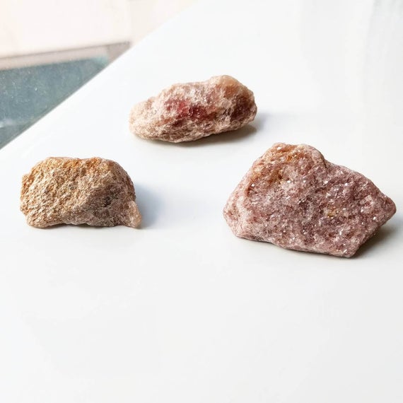 Rough Aventurine Crystals - Raw Aventurine, Light Red Crystal Mineral, Large Rock For Wire Wrapping, Pink Mineral Specimen