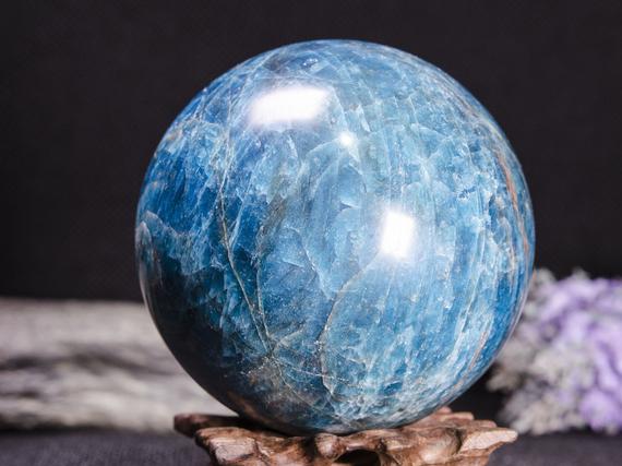 Large Blue Apatite Sphere Decoration/blue Apatite Mineral Specimens/apatite Gemstone/crystal Grid/raw Blue Apatite Crystal Ball-86 Mm 1271 G