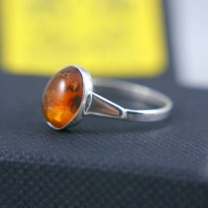 Shop Amber Rings! Beautiful continental vintage Amber Cabochon 925 Ring – vintage handmade Amber on sterling silver Ring Size US 7 1/2 UK O 1/2 EU 55 1/2 | Natural genuine Amber rings, simple unique handcrafted gemstone rings. #rings #jewelry #shopping #gift #handmade #fashion #style #affiliate #ad
