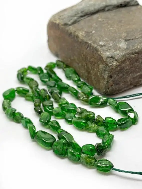 Russian Diopside Green Smooth Freeform Oval Nugget Beads 5-7mm / Chrome Diopside Irregular Cut Beads / Rare Green Gemstone Beads